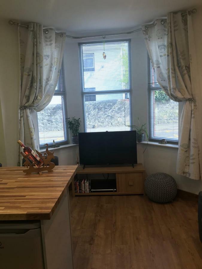Nant Apartment - Ground Floor Menai Bridge Dış mekan fotoğraf