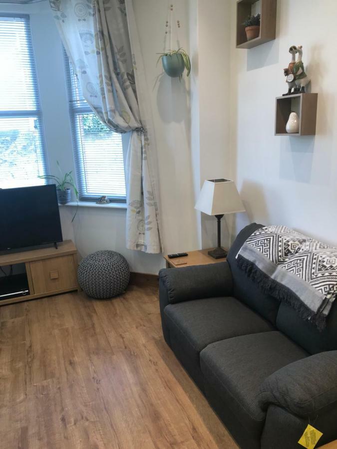 Nant Apartment - Ground Floor Menai Bridge Dış mekan fotoğraf